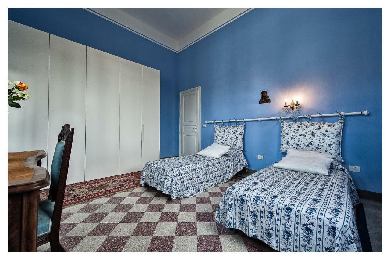 Villa Italy มารินา ดิ เปียตราซันตา ภายนอก รูปภาพ