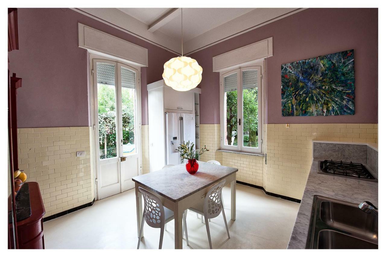 Villa Italy มารินา ดิ เปียตราซันตา ภายนอก รูปภาพ