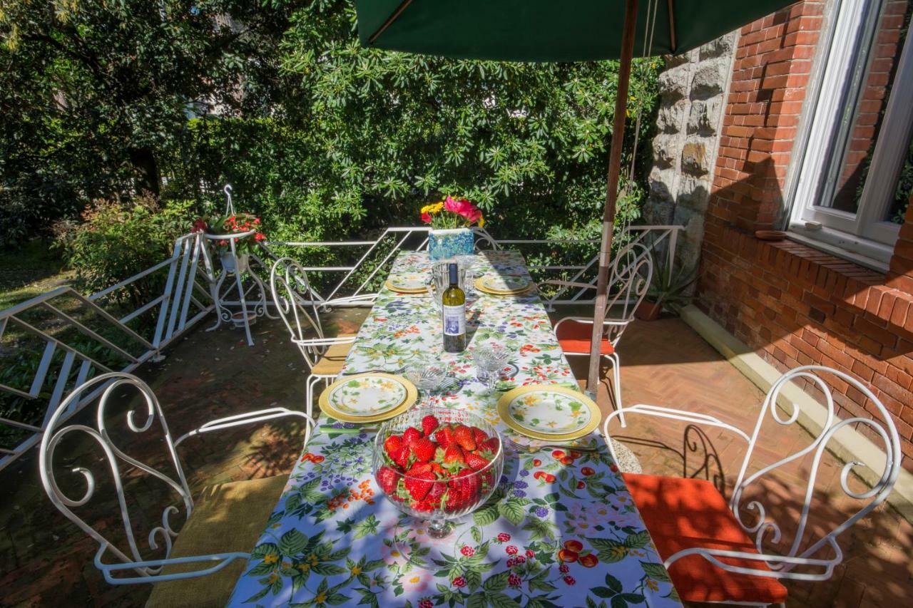 Villa Italy มารินา ดิ เปียตราซันตา ภายนอก รูปภาพ